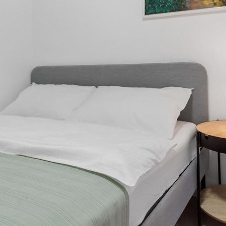 Central Town Cosy Apartment ブカレスト エクステリア 写真